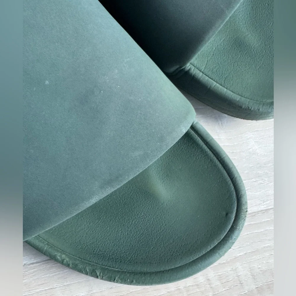lululemon athletica mens greens slide sandals